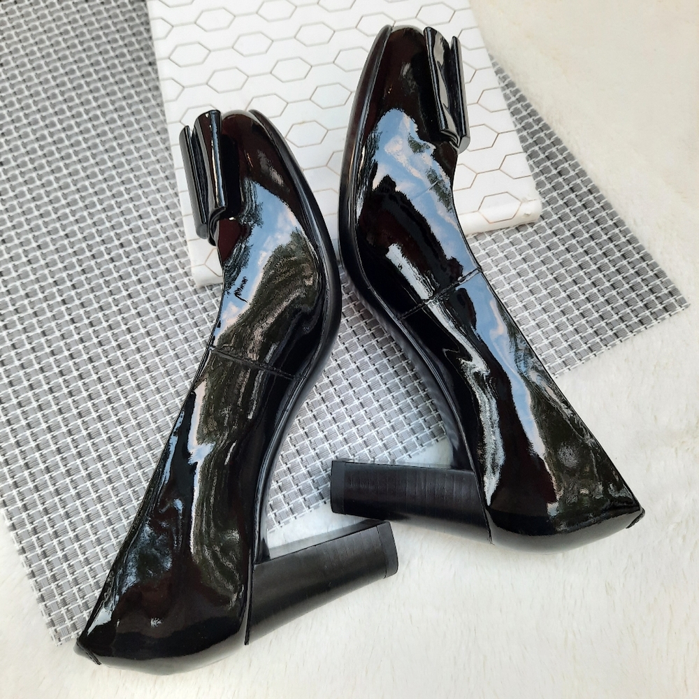 Clarks Avelyn Soul Patent Bow Leather Heels Closed Toe Pumps Black 5 - Picture 2 of 11